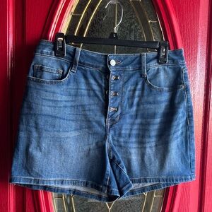 Nine West Button Up Shorts